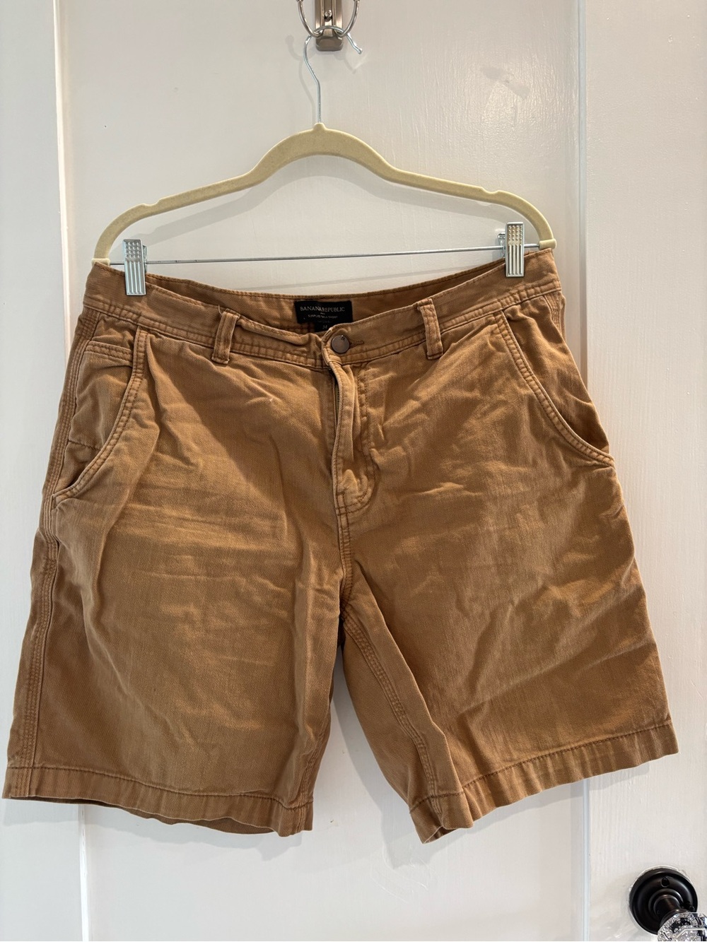 Banana Republic Cotton Shorts in Tan—Sz L